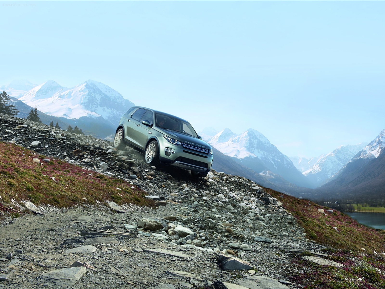 Land Rover Discovery Sport 2015